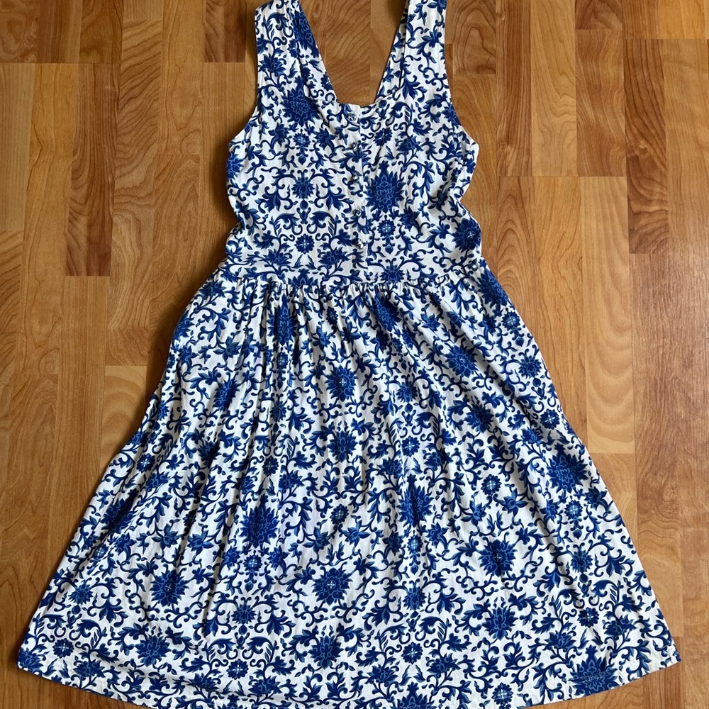 Vintage EUC (worn once) Adrienne Vittadini Blue and White Cotton Sun Dress sz P